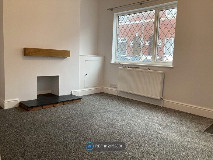 2 Bedroom Terraced House To Rent In Stanley Street, Castleford, WF10
