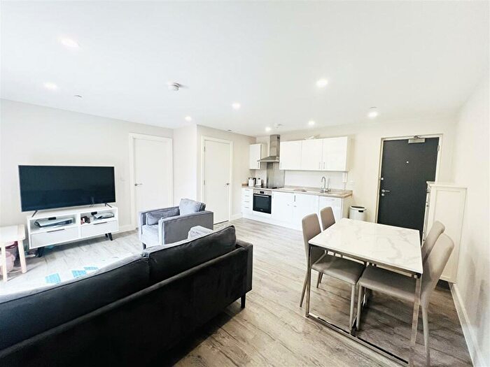 2 Bedroom Apartment To Rent In Northgate House, Meanwood, Leeds, LS6