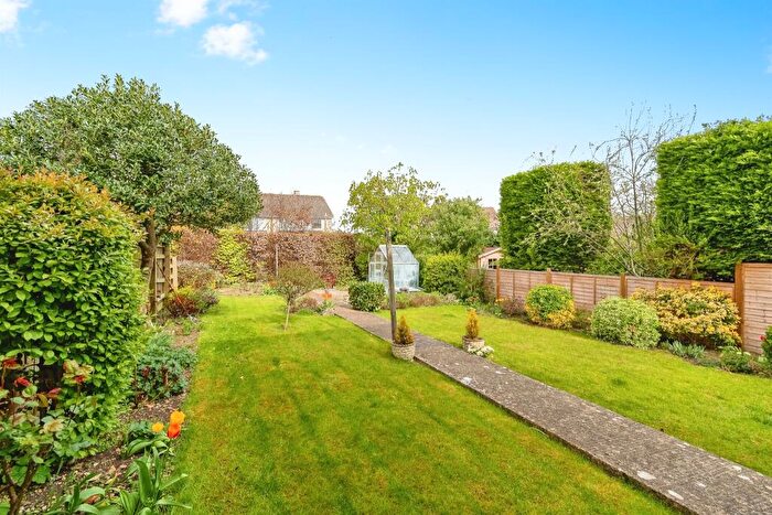 3 Bedroom Semi-Detached House For Sale In Woodborough Road, Corsham, SN13