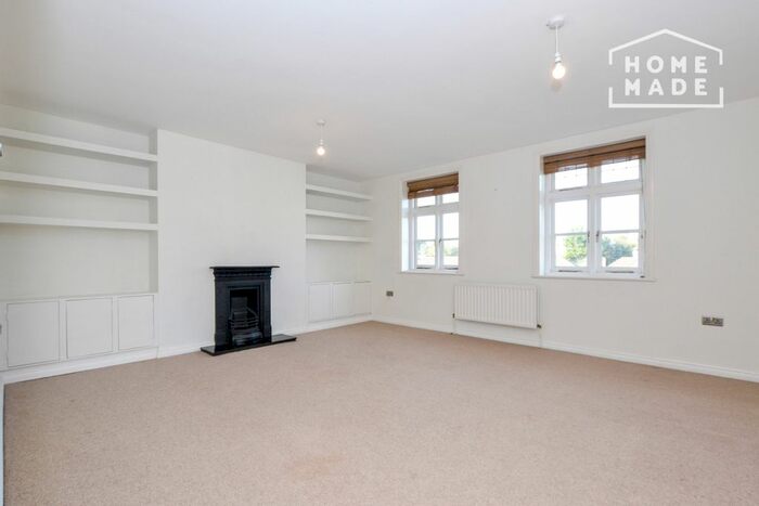 2 Bedroom Flat To Rent In Oldman Court, Marvels Lane, SE12
