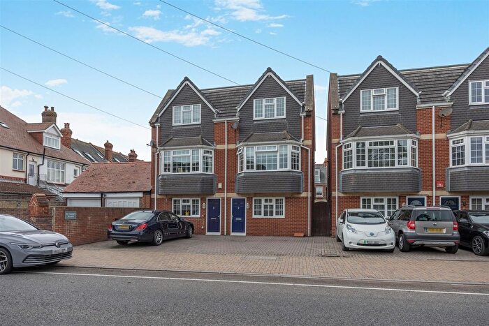 5 Bedroom Semi-detached House For Sale In St. Georges Road, Southsea, PO4