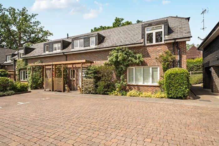3 Bedroom Semi-Detached House For Sale In The Courtyard, St. Johns Lodge, Woking, GU21