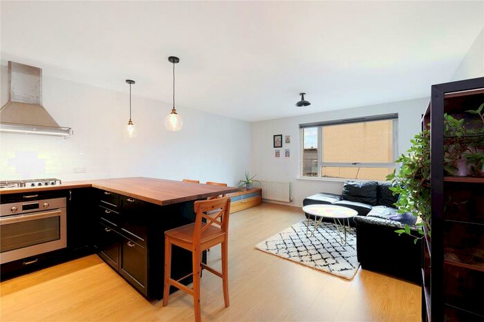 2 Bedroom Flat For Sale In Charlotte Street, Glasgow, Lanarkshire, G1