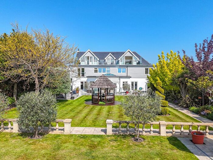 5 Bedroom Detached House For Sale In Rook Hill Road, Friars Cliff, Christchurch, BH23