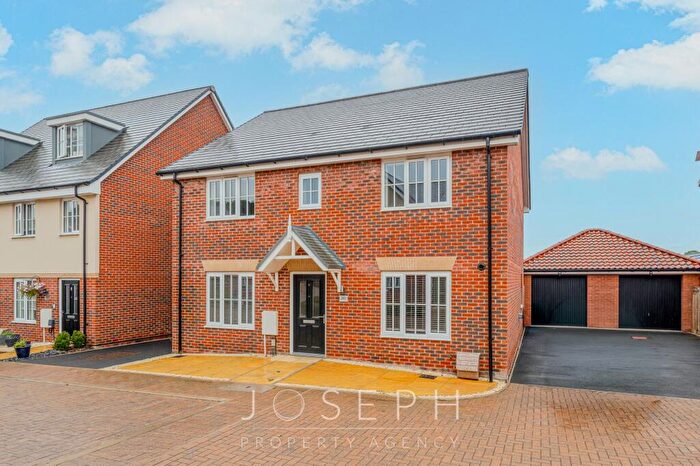 4 Bedroom Detached House For Sale In Wardle Close, Brantham, CO11