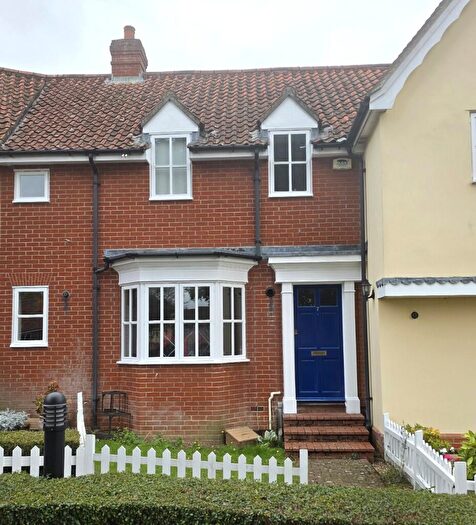 3 Bedroom Terraced House To Rent In Deacons Close, CO10