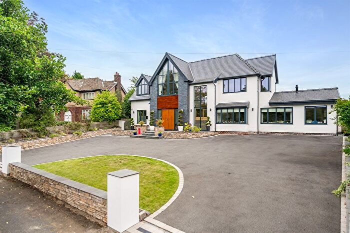 4 Bedroom Detached House For Sale In Compstall Road, Romiley, Stockport, SK6
