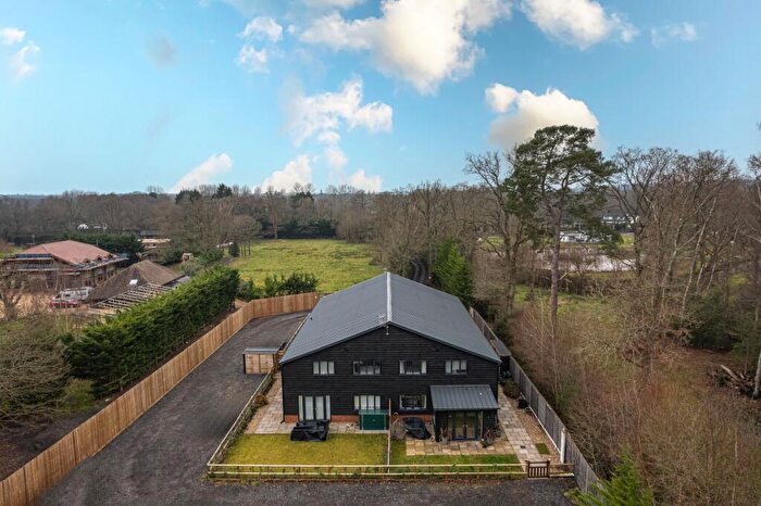 3 Bedroom Semi-Detached House To Rent In New Mill Road, Finchampstead, RG40