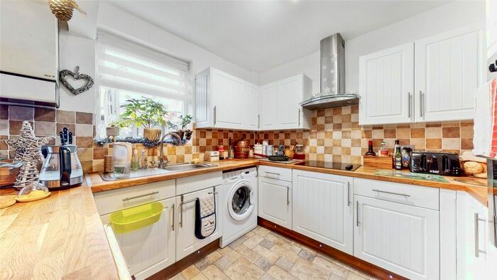 3 Bedroom Semi-Detached House To Rent In Mayfield Gardens, London, W7