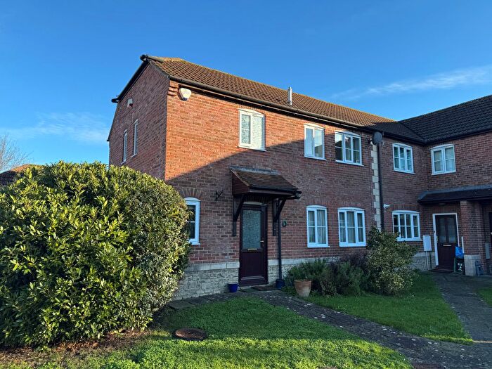 3 Bedroom Property To Rent In Barton Green, Trull, Taunton, TA3