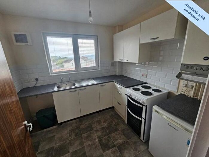 1 Bedroom Flat To Rent In Llangyfelach Road, Treboeth, Swansea, SA5