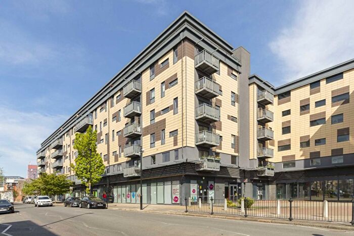 1 Bedroom Flat To Rent In Copenhagen Street, Islington, N1