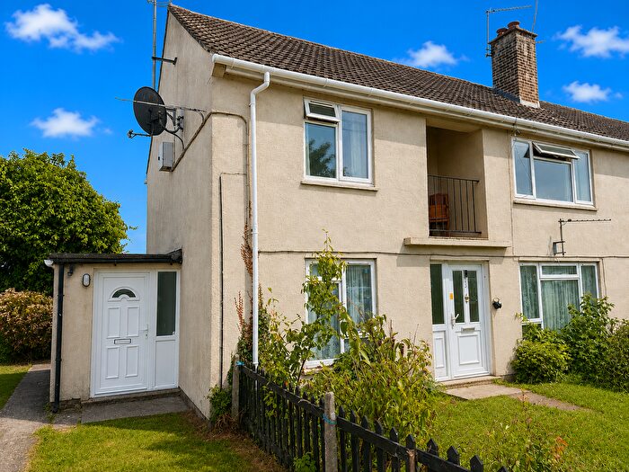 2 Bedroom Flat For Sale In Westfields, Zeals, Warminster, BA12