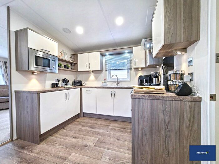 1 Bedroom Lodge For Sale In Lowgate, Hexham, NE46