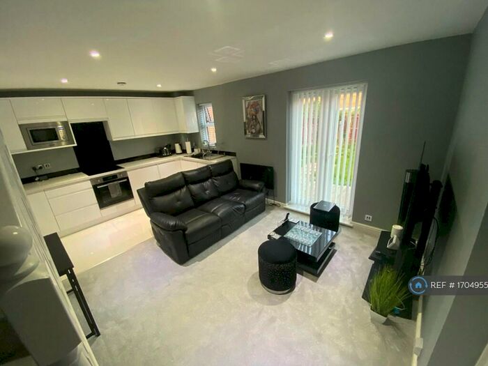 1 Bedroom Terraced House To Rent In Fielding Avenue, Tilbury, RM18