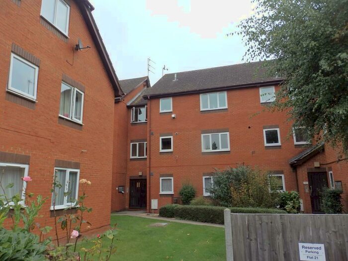 2 Bedroom Apartment To Rent In Regents Court, Shakespeare Road, MK40