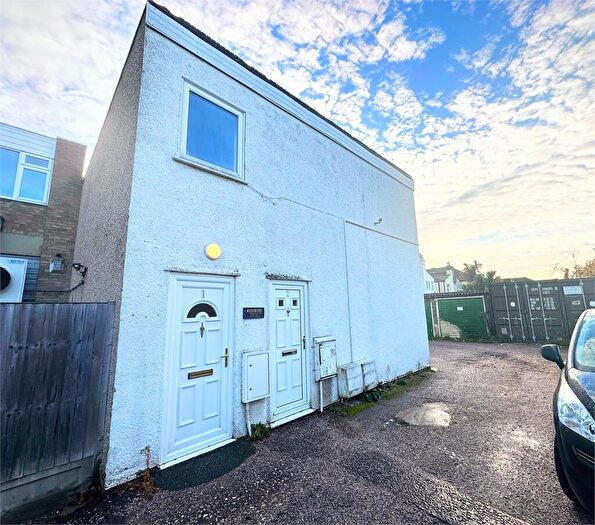 2 Bedroom Apartment To Rent In West Road, Shoeburyness, Shoeburyness, SS3