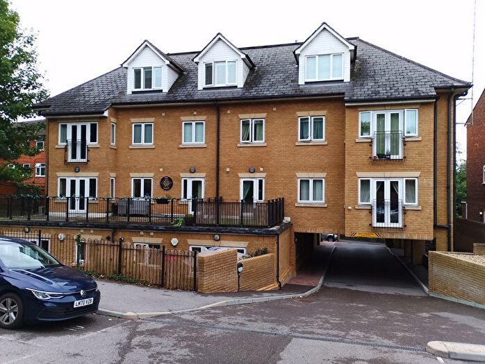 2 Bedroom Flat To Rent In Spinnaker Court, Bean Road, Greenhithe, DA9