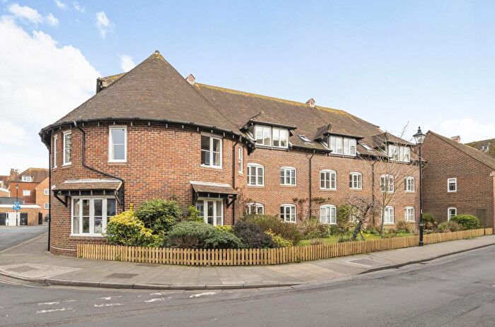 1 Bedroom Retirement Property For Sale In St. Cyriacs, Rose Court St. Cyriacs, PO19