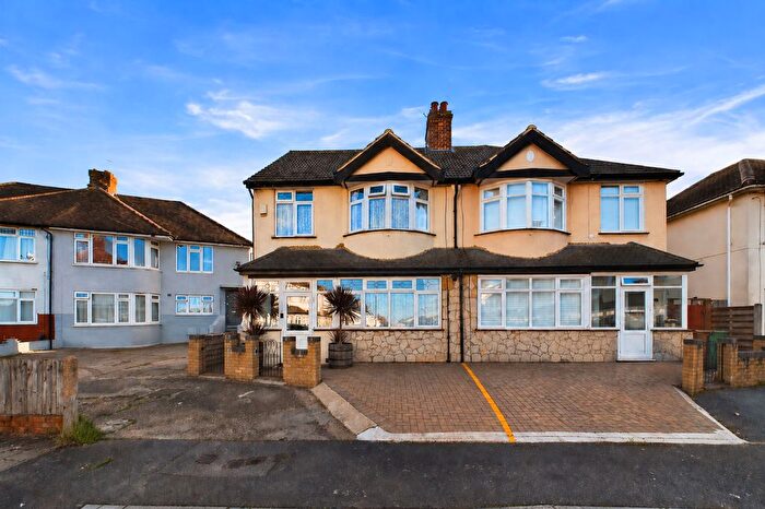 4 Bedroom Semi-detached House For Sale In Headley Avenue, Wallington, SM6