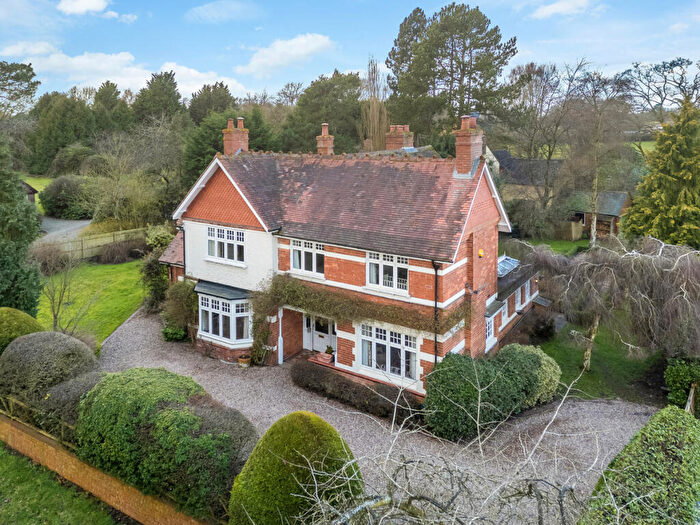 4 Bedroom Detached House For Sale In Pinley Green, Claverdon, Warwickshire, CV35