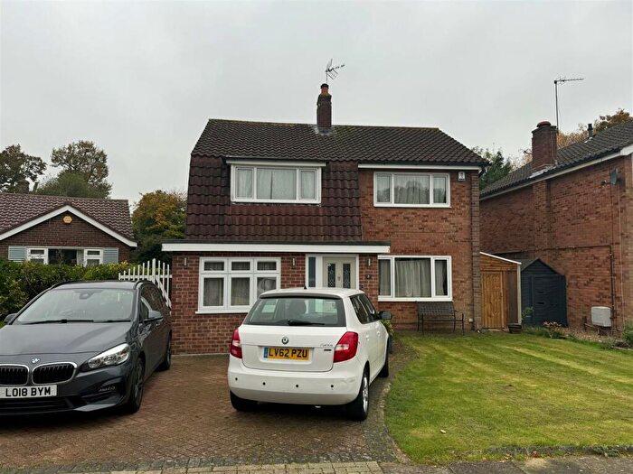 4 Bedroom Detached House To Rent In Bluebell Close, Orpington, BR6