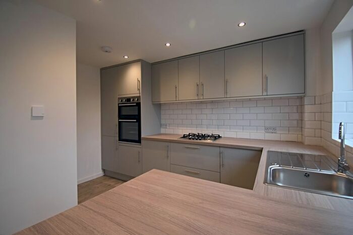 3 Bedroom Terraced House To Rent In Keats Close, RG24