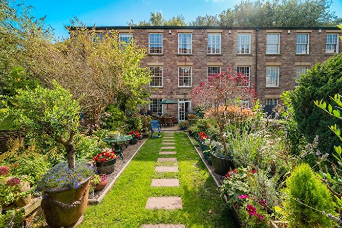 3 Bedroom Mews For Sale In Bridge Mill, Threadfold Way, Eagley, Bolton, BL7