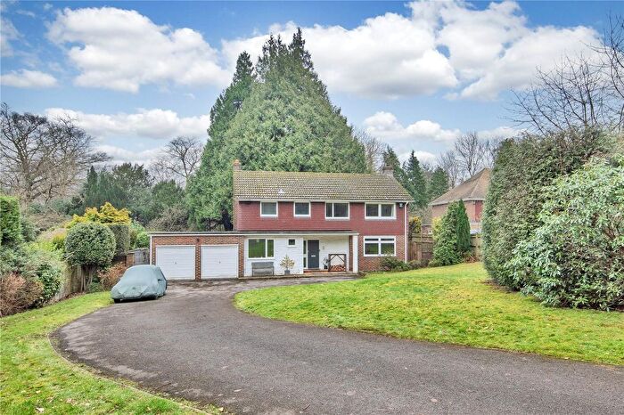 4 Bedroom Detached House For Sale In Fernside Lane, Sevenoaks, Kent, TN13