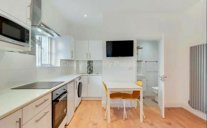Studio To Rent In Eversholt Street, Mornington Crescent, NW1