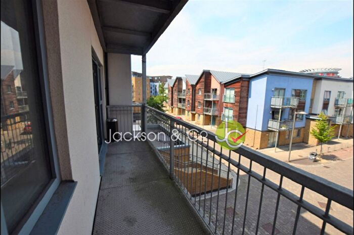 2 Bedroom Flat To Rent In Quayside Drive, Essex, CO2