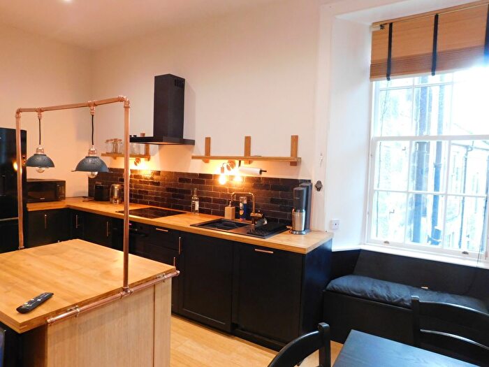 2 Bedroom Flat To Rent In , Sciennes Road, Edinburgh, EH9