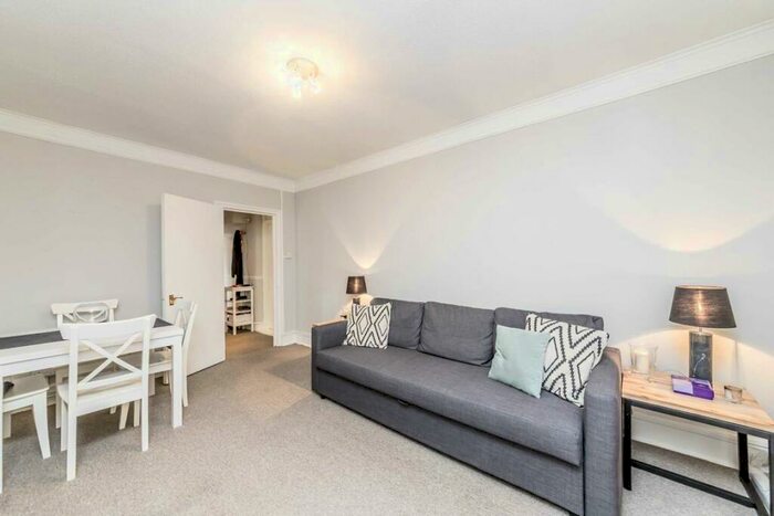 1 Bedroom Flat To Rent In Scott Ellis Gardens, St John's Wood, NW8