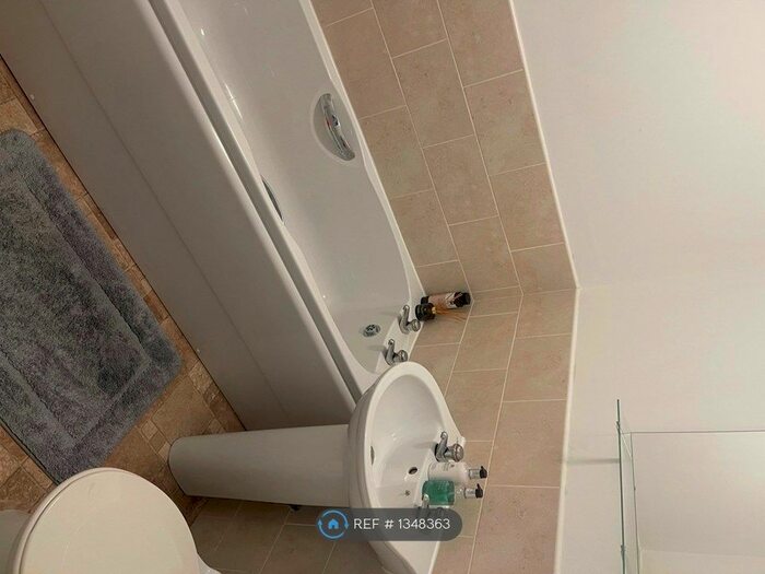 2 Bedroom Flat To Rent In Woodlaithes Village, Rotherham, S66