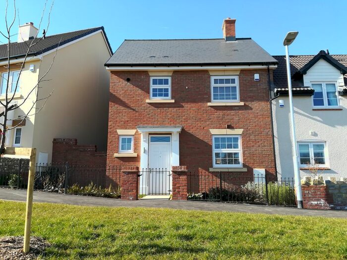 3 Bedroom Semi-Detached House To Rent In Mattravers Way, Somerset, Taunton, TA1