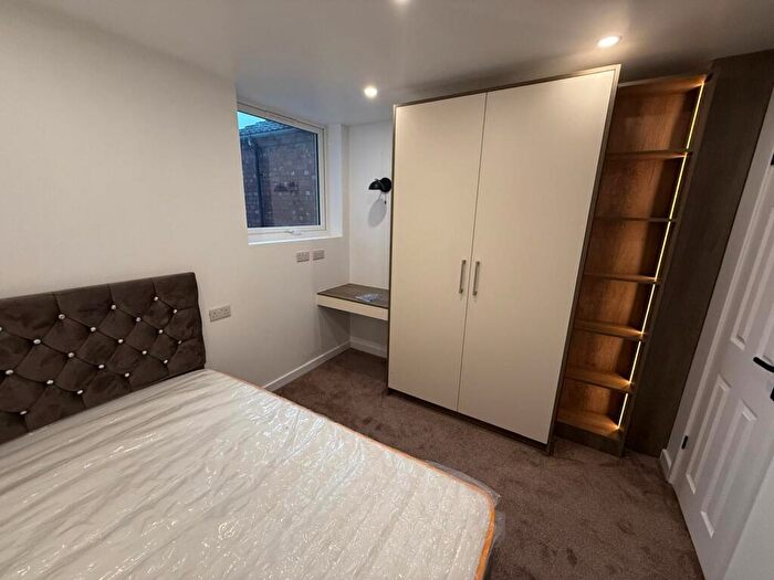 1 Bedroom Town House To Rent In Northfield Road, City Centre, Coventry, CV1