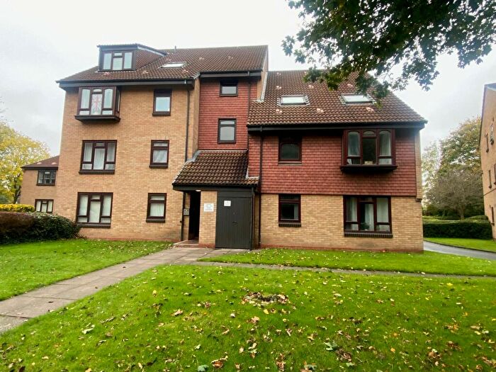 2 Bedroom Flat To Rent In Swan Gardens, Birmingham., B23