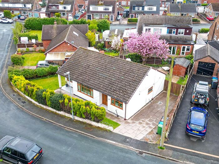4 Bedroom Detached House For Sale In Alders Green Road, Hindley, WN2