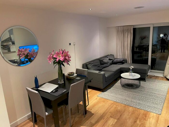 1 Bedroom Flat To Rent In Eldon House, Aerodrome Road, London, NW9