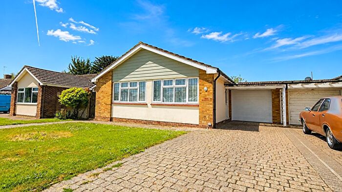 2 Bedroom Detached Bungalow For Sale In Highfields Avenue, Herne Bay, CT6