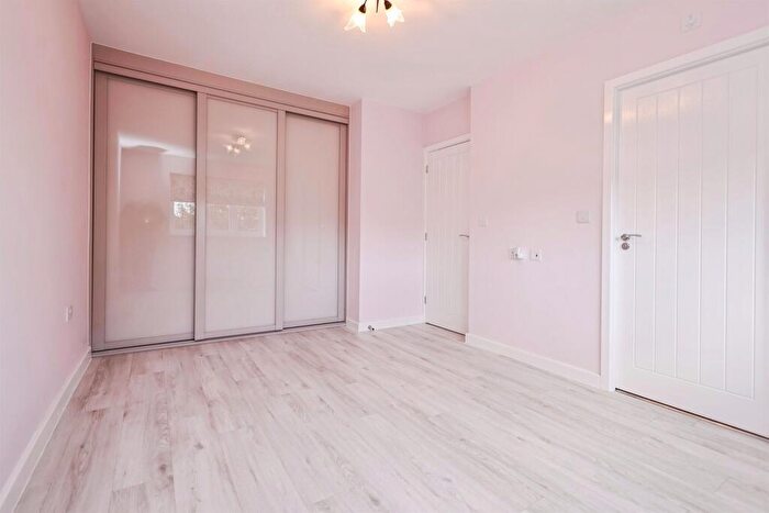 4 Bedroom Detached House For Sale In Club Lane, Birmingham, B31