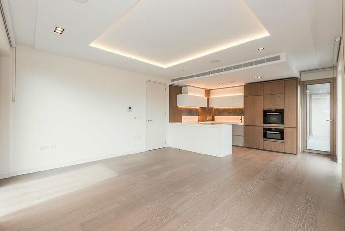 3 Bedroom Flat To Rent In Fitzroy Place, Pearson Square, Fitzrovia, Oxford Circus, W1T