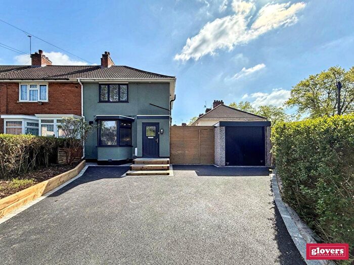 3 Bedroom End Of Terrace House For Sale In Spa Grove, Stirchley, Birmingham, B30