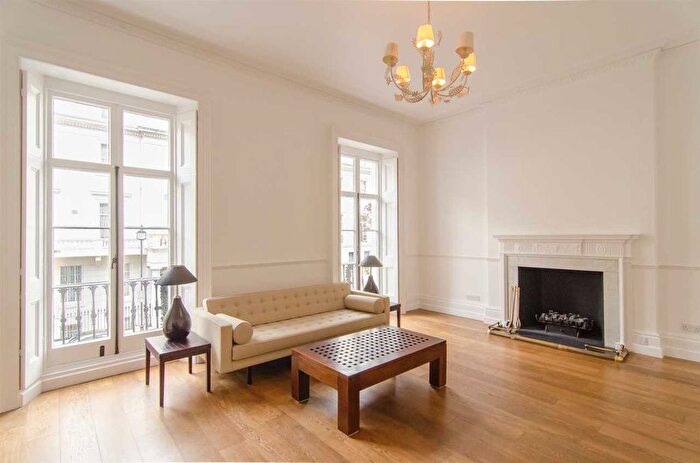 2 Bedroom Maisonette To Rent In Lowndes Street, London, SW1X