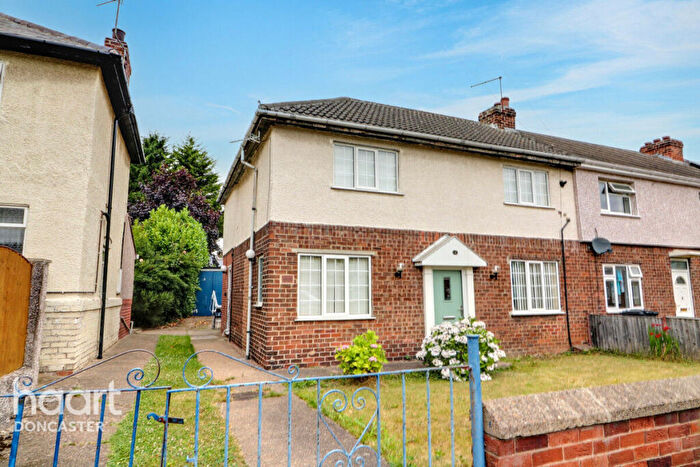 3 Bedroom End Of Terrace House For Sale In Tudor Road, Doncaster, DN6