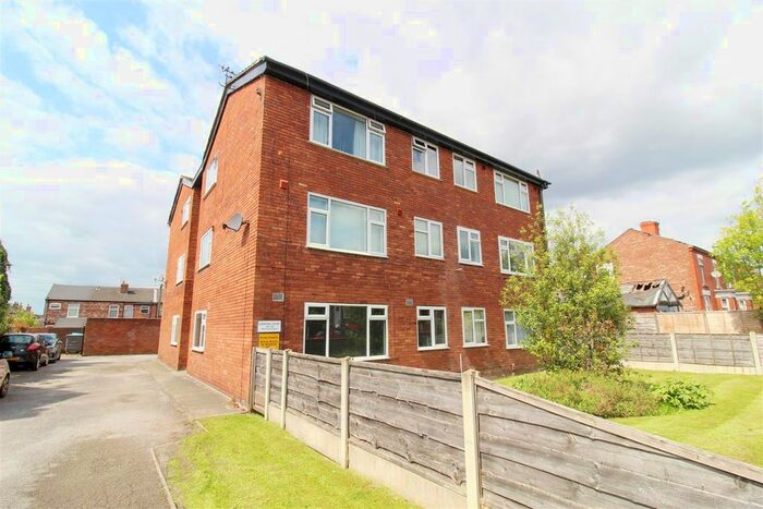 1 Bedroom Flat To Rent In Northgate Road, Stockport, SK3