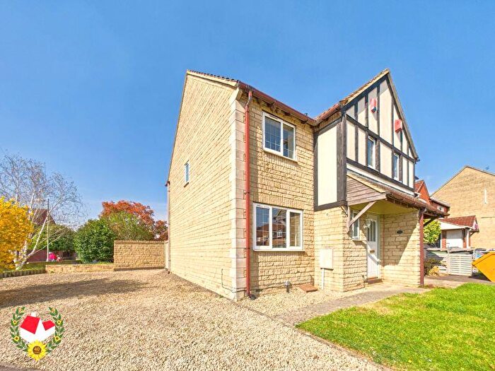 3 Bedroom End Of Terrace House For Sale In Teal Close, Quedgeley, Gloucester, GL2