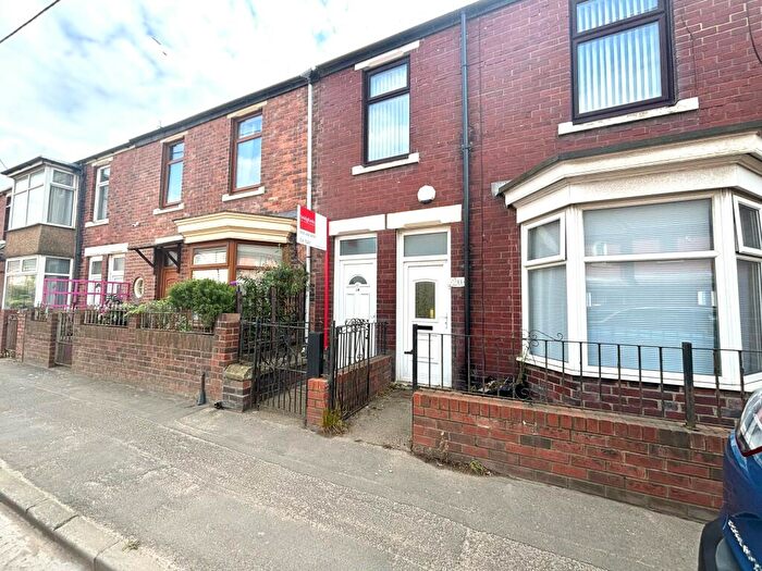 2 Bedroom Apartment To Rent In Meadow Terrace, Herrington Burn, DH4