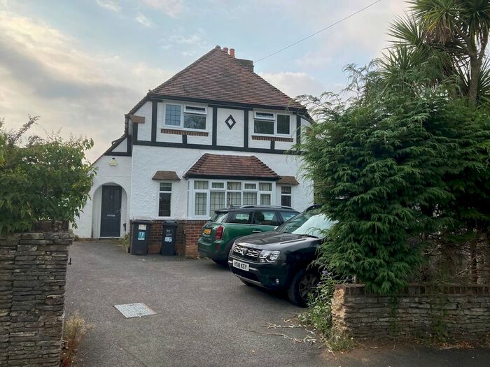 4 Bedroom Property To Rent In Cheriton Avenue, Bournemouth, BH7