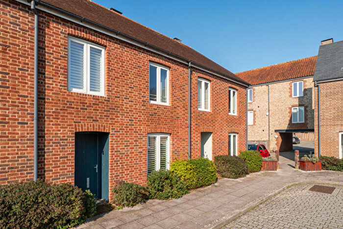 2 Bedroom House For Sale In Rendell Gardens, Chichester, PO19